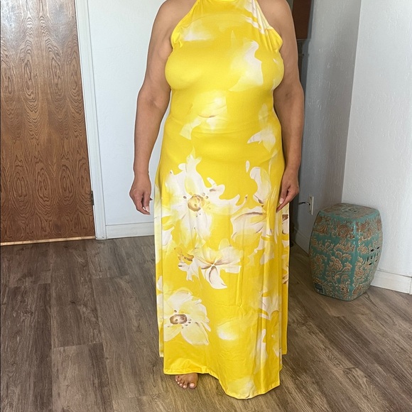 None Dresses & Skirts - Sunshine Floral Halter Maxi Dress
